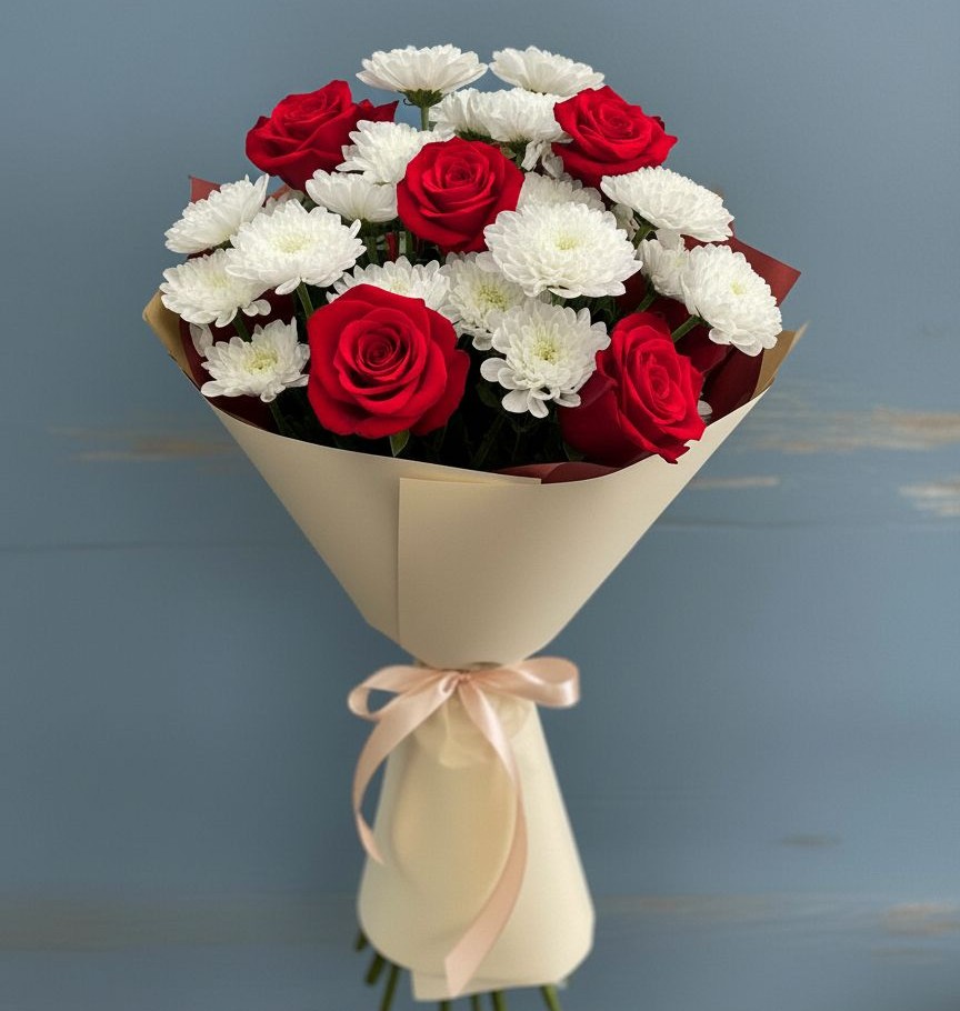 Букет цветов из: Розы и Хризантемы в Орлове Кировская область