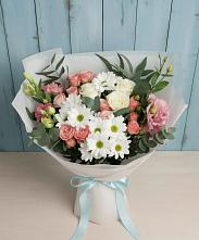 Букет цветов из:  Розы, Лизиантусы и Хризантемы в Орлове Кировская область