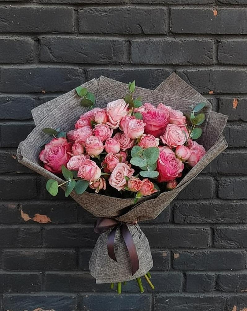 Букет цветов из: Розы в Орлове Кировская область