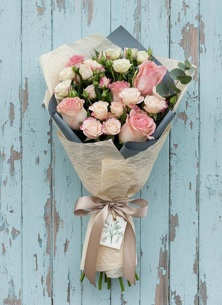 Букет цветов из: Розы в Орлове Кировская область