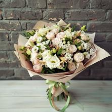 Букет цветов из:  Альстромерии, Розы и Хризантемы в Орлове Кировская область