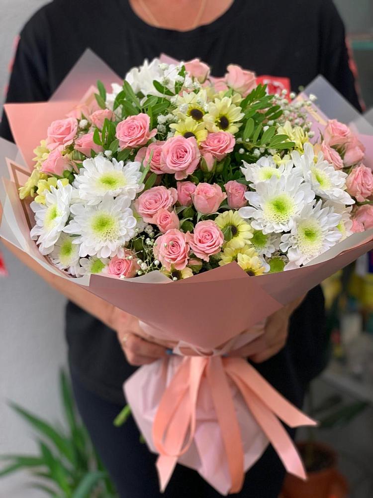 Букет цветов из: Розы и Хризантемы в Орлове Кировская область