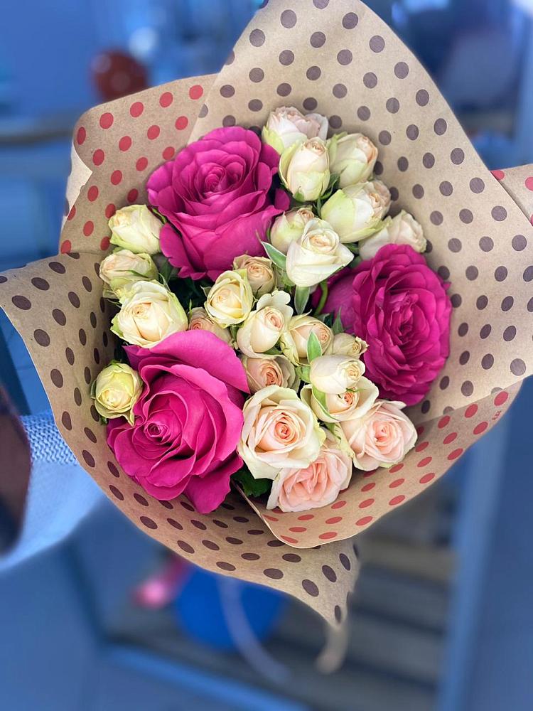 Букет цветов из: Розы в Орлове Кировская область