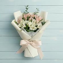 Букет цветов из:  Альстромерии #REPLACE_PRED# Орлове Кировская область