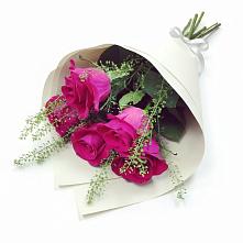 Букет цветов из:  Розы в Орлове Кировская область