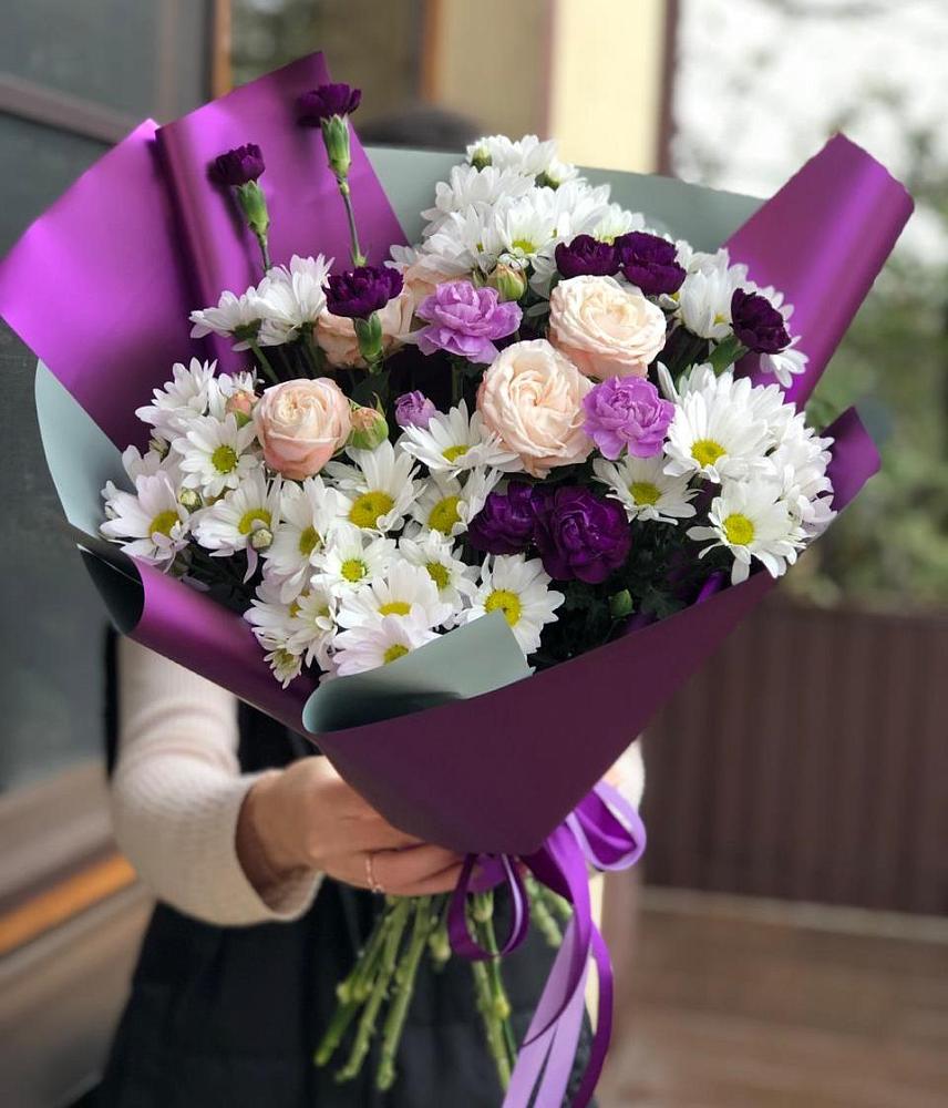 Букет цветов из: Хризантемы, Гвоздики и Розы в Орлове Кировская область