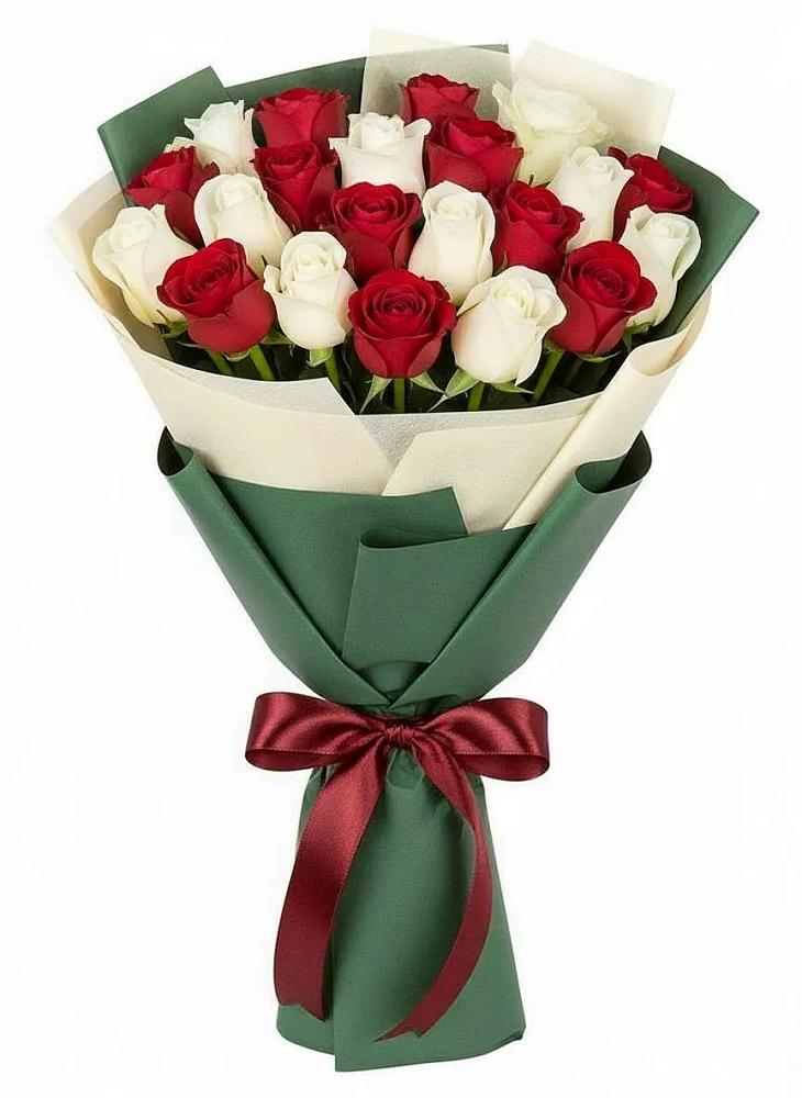 Букет Микс из красных и белых роз в Орлове Кировская область