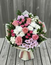 Букет цветов из:  Альстромерии, Гвоздики, Розы и Хризантемы #REPLACE_PRED# Орлове Кировская область
