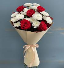 Букет цветов из:  Розы и Хризантемы в Орлове Кировская область
