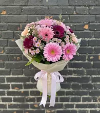 Букет цветов из:  Герберы и Хризантемы в Орлове Кировская область