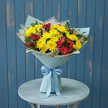 Букет цветов из:  Альстромерии и Хризантемы в Орлове Кировская область
