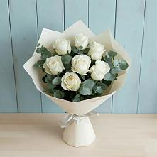 Букет Белые розы в Эвкалипте в Орлове Кировская область