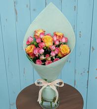Букет цветов из:  Розы в Орлове Кировская область