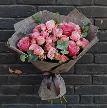 Букет цветов из:  Розы в Орлове Кировская область